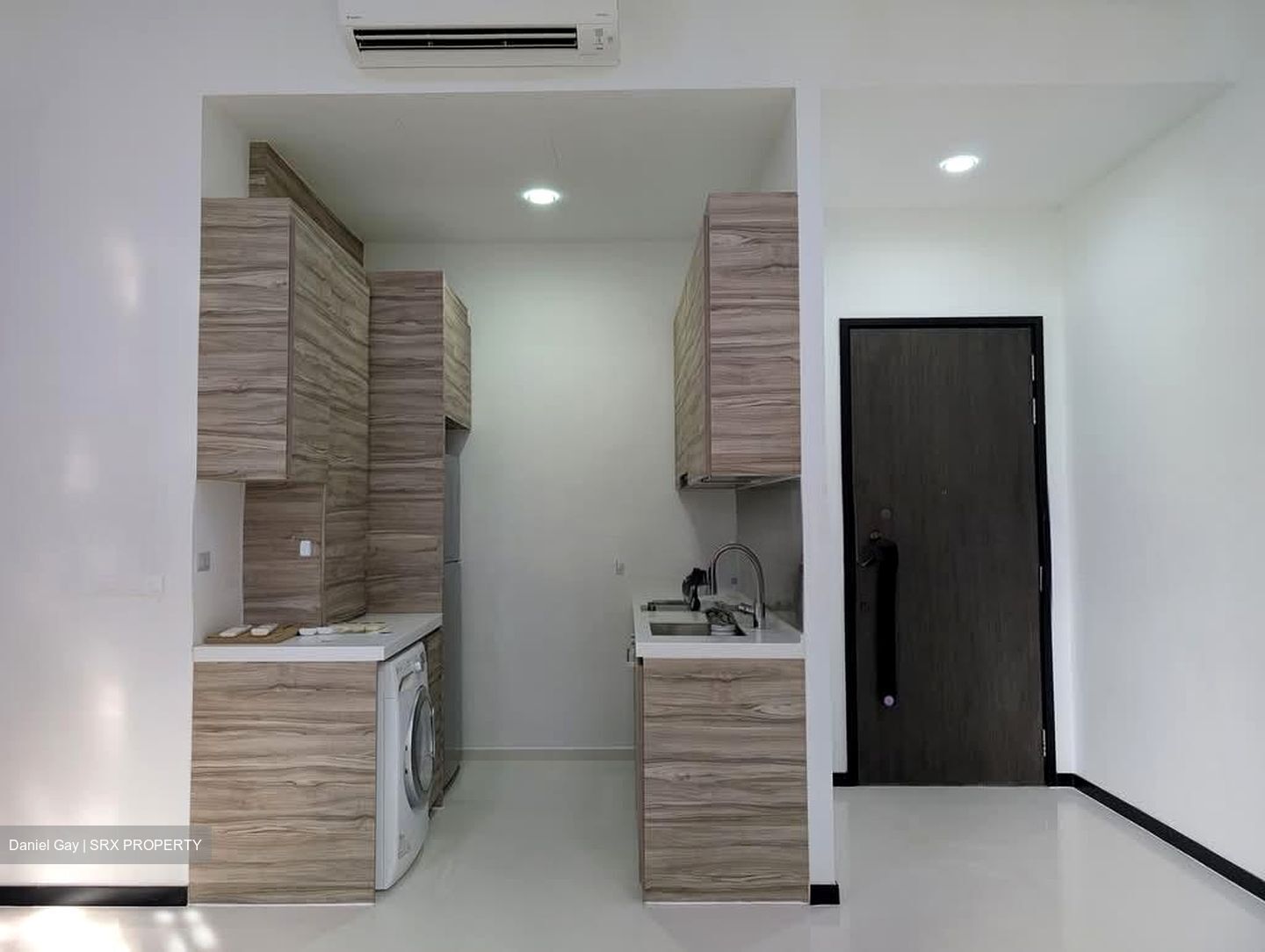 Three 11 (D20), Apartment #566915231